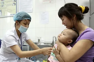 Giảm gánh nặng bệnh tật khi được tiêm ngừa vaccine từ nhỏ