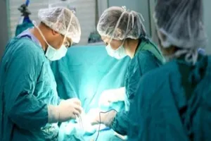 Bé gái chỉ mới 9 tuổi đã bị bướu vú