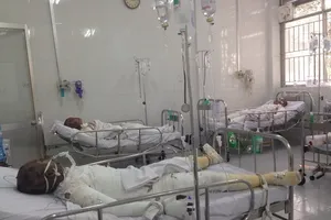 Khó cứu sống 4 nạn nhân trong đám cháy ở Phú Nhuận