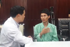 Mổ cứu bệnh nhân trước, tiền bạc tính sau