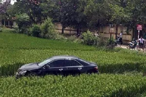 Tài xế đạp nhầm chân ga tông chết 3 học sinh bị bắt