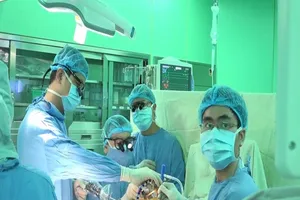 200 ca mổ tim ít xâm lấn: 'Đẳng cấp trung tâm tim mạch'