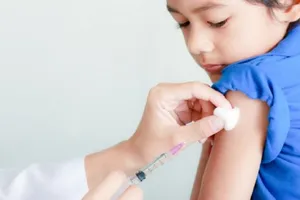 Vaccine dịch vụ tiếp tục khan hiếm 