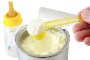 Sữa Pháp nguy cơ nhiễm khuẩn đã được nhập về VN