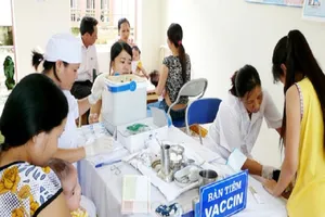 Từ 1-1-2018, bắt buộc tiêm 10 loại vaccine này cho trẻ