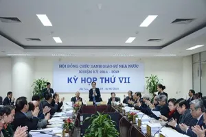 Bộ trưởng GD&ĐT rút kinh nghiệm vụ xét hồ sơ giáo sư