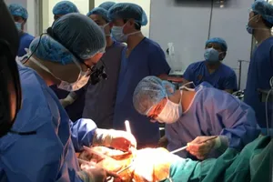 Lần đầu tiên Việt Nam ghép phổi từ người cho chết não