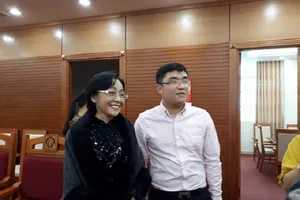 12 tuổi xin hiến thận cứu cha, 26 tuổi hiến gan cứu mẹ