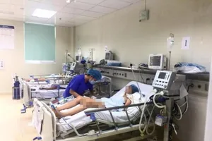 Lơ là vaccine ngừa, 2 trẻ viêm não Nhật Bản nguy kịch