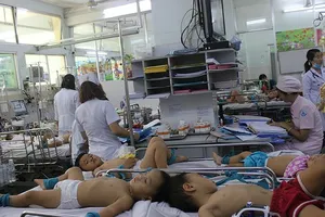 Chủng virus nguy hiểm quay lại: Đối phó như thế nào?