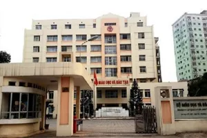 Bộ GD&ĐT: Rút kinh nghiệm qua những vụ GV vi phạm đạo đức