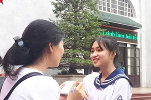 HS than khó với đề Toán chuyên lớp 10 trường Khoa học tự nhiên