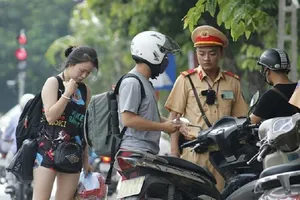 Trang bị camera gắn ngực siêu nhỏ cho CSGT