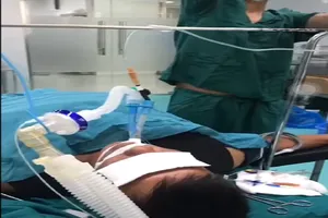 Dùng miệng hút dầu diesel, người đàn ông suýt mất mạng