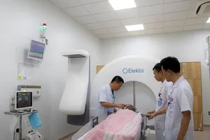 Người mẹ ung thư sẵn sàng mất trí nhớ để sinh con