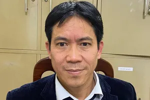 Trưởng ban của tạp chí Hòa Nhập bị bắt vì cưỡng đoạt tiền