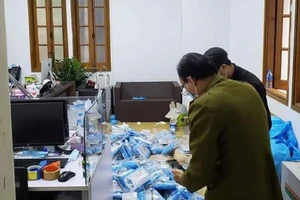 Công an phát hiện hàng triệu sản phẩm chống dịch COVID-19 giả