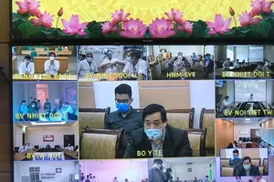 4 bệnh nhân COVID-19 nặng chuyển biến sức khỏe phức tạp