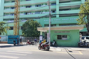 Ga Đà Nẵng tối 26-7. Ảnh Phương Kim