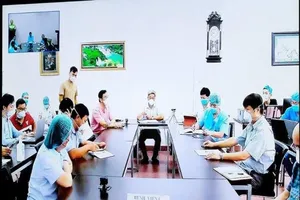 40% ca bệnh COVID-19 không có triệu chứng, cách ly tất cả F1