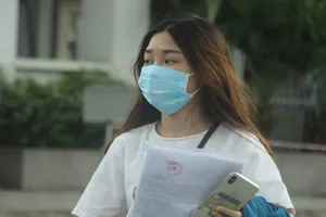 Ngày thi tốt nghiệp THPT đầu tiên: 13 thí sinh bị đình chỉ