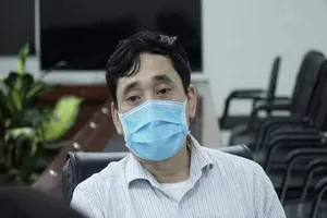 Khó trăm lần cho bác sĩ điều trị các ca COVID-19 có bệnh nền 