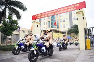 Cảnh sát giao thông toàn quốc mở cao điểm dịp lễ 30-4,1-5