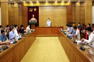 Thêm 8 ca nghi mắc COVID-19: Vĩnh Phúc họp khẩn lúc 0 giờ 30