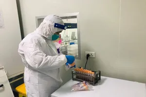 Thêm 4 bệnh nhân COVID-19 tử vong, tổng cộng 90 ca từ đầu dịch