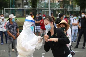 Sáng 26-7 thêm 2.708 ca mắc, cả nước vượt 100.000 bệnh nhân