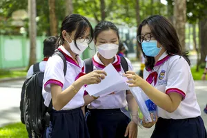 Gần 11.500 thí sinh của 38 tỉnh, thành bắt đầu thi tốt nghiệp THPT đợt 2