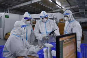 Tối 8-10 thêm 4.806 ca nhiễm, TP.HCM tăng gần 500 ca