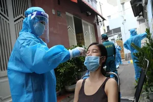 Người dân không phải trình kết quả xét nghiệm COVID-19 khi đi lại