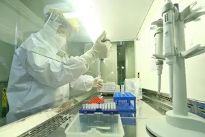 Hà Nội: Hơn 600 ca mắc mỗi ngày, nhiều F0 bối rối tự tìm nơi điều trị