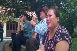 Kháng nghị vụ tăng án người tố thư ký toà tiêu cực 