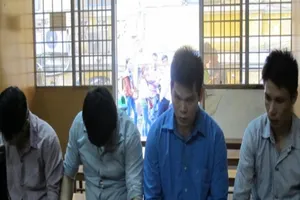 Đập phá tài sản đòi nợ, băng cho vay nặng lãi lãnh án