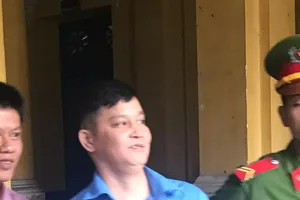 Cha đầu độc hai con vì giận vợ đòi ly hôn