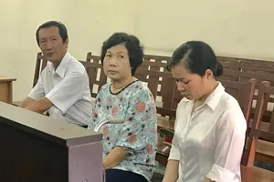 Thủ quỹ tham ô, giám đốc và kế toán trưởng bị liên lụy