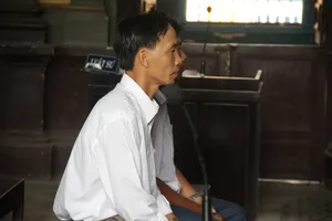 Cựu công an dùng nhục hình lại bị... dụ cung?