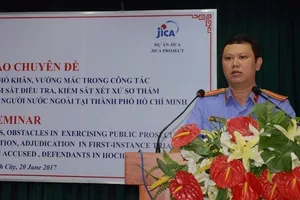 Cảnh giác với các chiêu lừa từ người nước ngoài