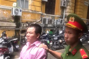 Bị cáo đọc báo Pháp Luật TP.HCM biết 'bị tòa xử nặng'