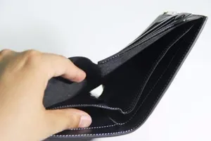 Cướp bóp không tiền, bồi thường 53 triệu đồng