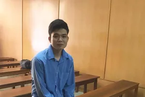 Vượt đèn đỏ, bạn chết, người sống kêu oan