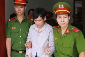 Án mạng từ chiếc quần lót nam