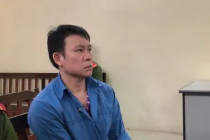 Giám đốc bán phần mềm nghe lén điện thoại lãnh án