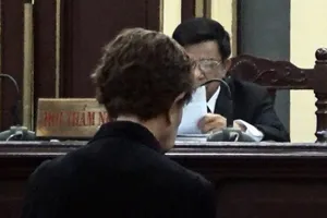 Đình chỉ vụ án 'Biệt thự dầu khí'