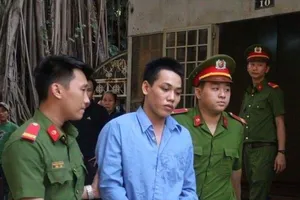 Bị chê điện thoại bèo, nam thanh niên giết bạn