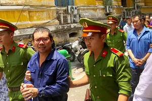 Vụ xe "vua“: Nguyên CSGT tố thẳng sếp mình nhận hối lộ