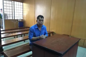 Tên trộm phá két sắt 2,2 tỉ đồng quyết không nhận tội