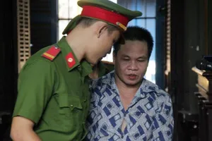 Xử lại vụ nhận án tử tội giết người, bị cáo kêu oan